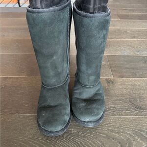 UGG Women's Winter Boots - Dark Green